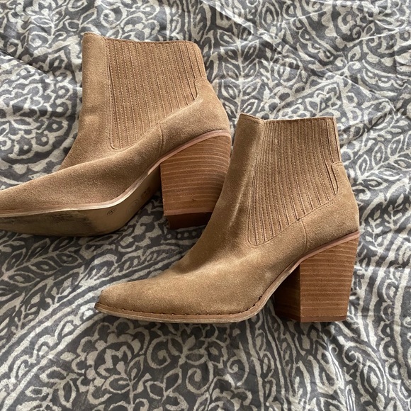 Boots - Picture 1 of 2